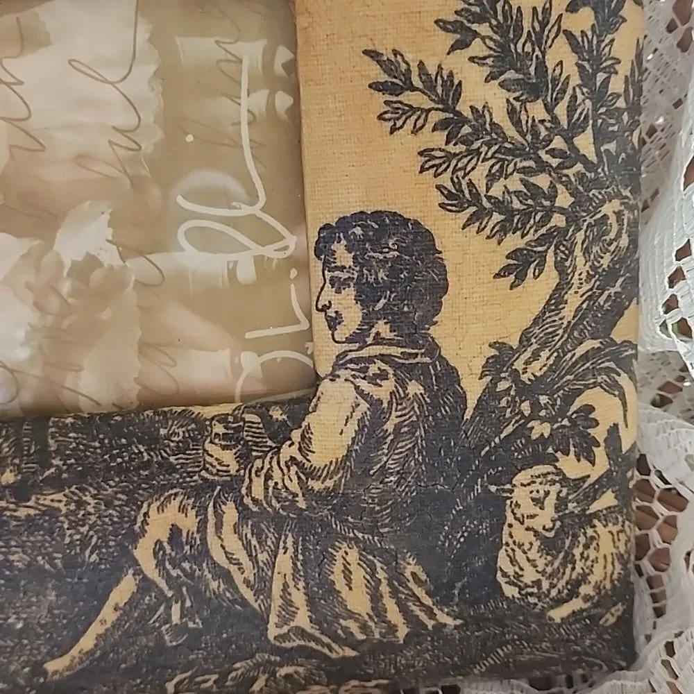 Toile Wall Hanging Picture Frame
